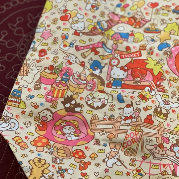 Sanrio Friends AOP Reusable Tote bag - Picture 8 of 8